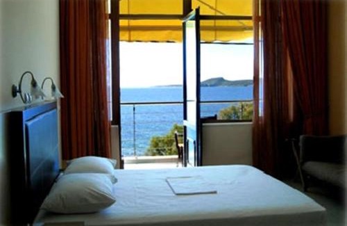 Marathopoli House | Entheon Rooms
