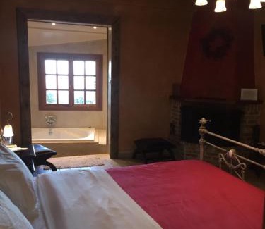 Synikia Mesi Trikalon House | Enthymio Suites