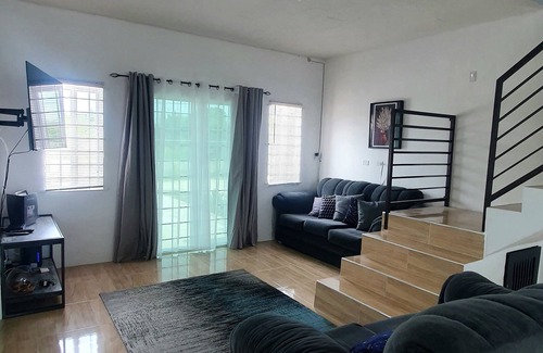 May Pen House | Entire (1 bedroom) townhouse in May Pen, Jamaica