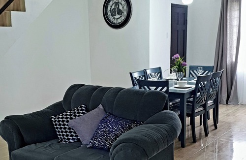 May Pen House | Entire (1 bedroom) townhouse in May Pen, Jamaica