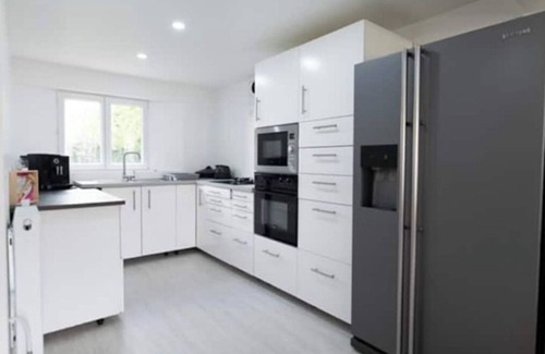 Vigneux-sur-Seine Apartment | Entire 2-bedroom apartment. At Zarius