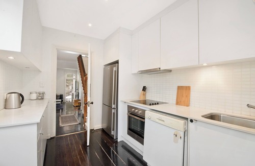 Paddington House | Entire 2 Bedroom Paddington Terrace