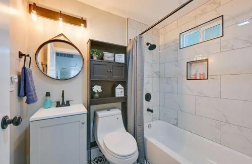 Alpine House | Entire 2 bedroom Pet Friendly Guest Cottage