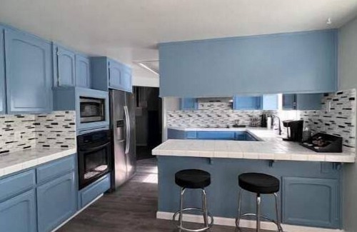 Modesto House | Entire 3 BR & 2 BA house for business and family