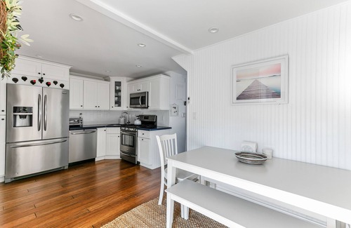 Ocean Beach I House | Entire beach house w/ROOFTOP TERRACE! Access to private beach!
