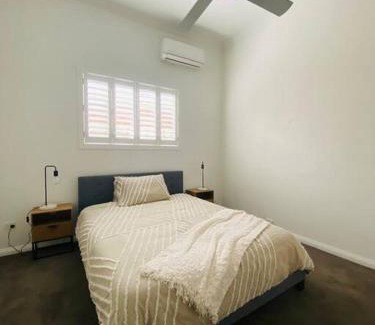 Ascot Vale House | Entire contemporary home in Ascot Vale
