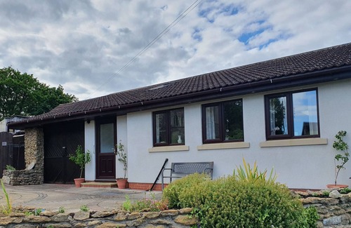South Ferriby House | Entire Detached Cottage in Stunning Rural Village