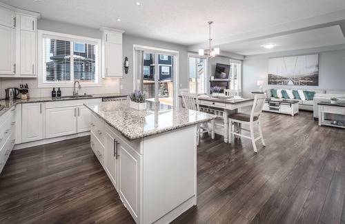 Chestermere House | Entire Executive Home, Walk to lake!