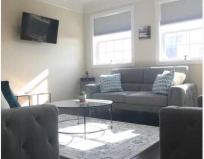 Park View Apartment | Entire Extra Large Luxury 3 Bedrooms Condo