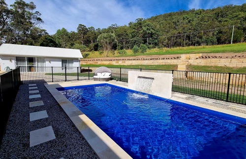 Wongawallan House | Entire family & wedding accommodation Gold Coast