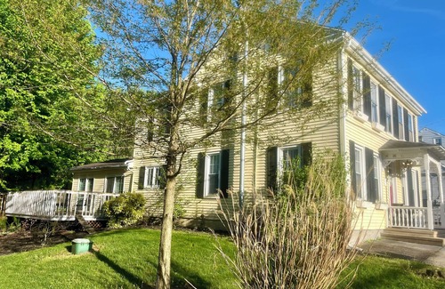 Ono House | Entire Historic Home with so much space! Huge family room & playroom for kids!