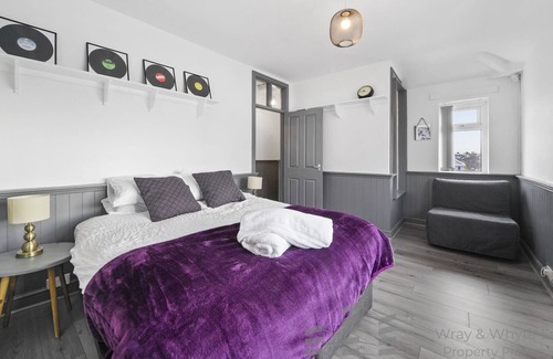 Birmingham House | ✸★ Entire Holiday Home ✪ Long Stays - Fast WIFI★ICC, NEC, Barclays Arena,✸