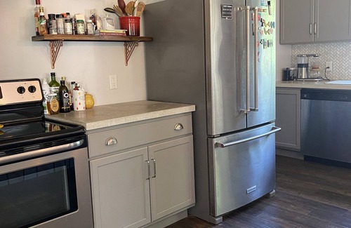 Burlington House | Entire home in Burlington minutes from Lake Geneva