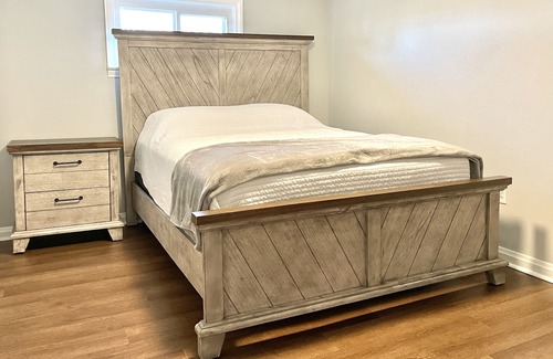 Kennett House | Entire Home/ Newly Renovated/ Convenient Location!