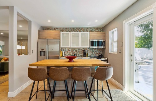 Oakland Park House | Entire Home with Pool Near Wilton Dr- Las Olas, Airport, Beachn