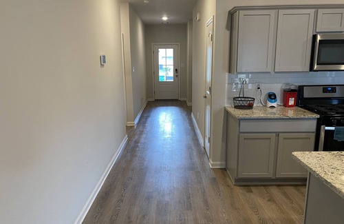 Slidell House | Entire House A Bridge Away From NOLA!