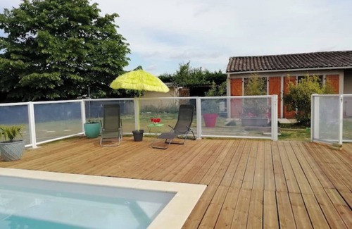 Saint-Emilion House | Entire house and pool in the heart of the vines