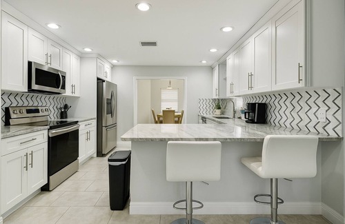 Seffner Community Alliance House | Entire House close to everything.