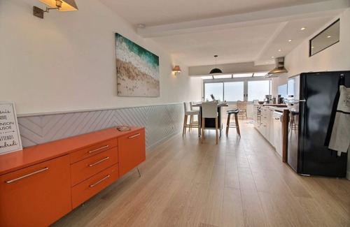 Plestin-les-Greves House | entire house st efflam feet in water direct access to the beach sea view spa option