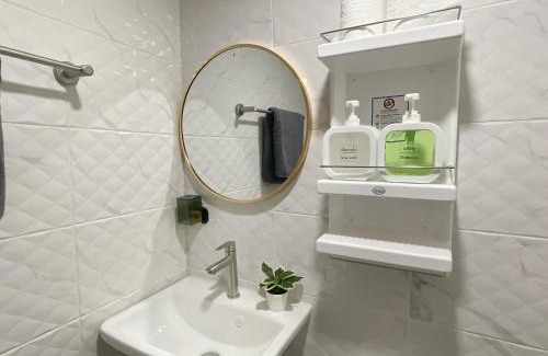 Wat Sam Phraya Apartment | Entire house,Unwind in the city, near GrandPalace