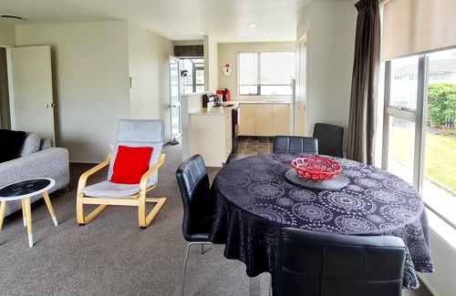 Tinwald House | Entire House - Warm - Central and Convenient
