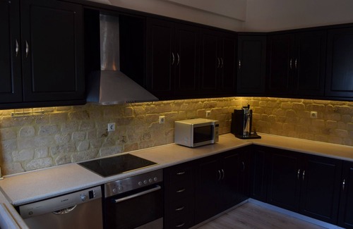 Kanali Villa | Entire Luxurious Villa With Private Swimming Pool- Sleeps 10 PRS !