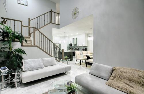 Beaumont Apartment | Entire Luxury 4-Bedroom Home with Indoor Fireplace