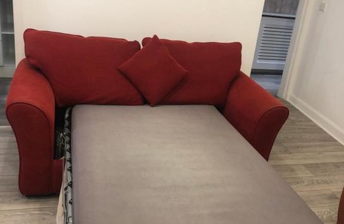 Kelty Apartment | Entire Pet Friendly Apartment Self Check In