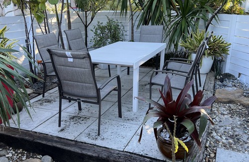 Oakland Park House | Entire Pool House Close to Beach