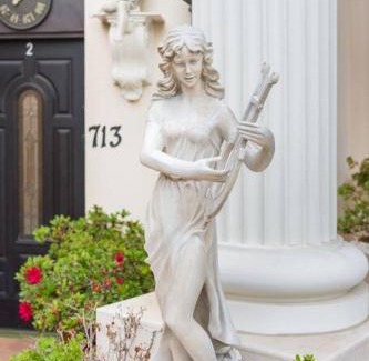 North of Montana House | Entire Second Flr - Santa Monica Luxury Roman Villa