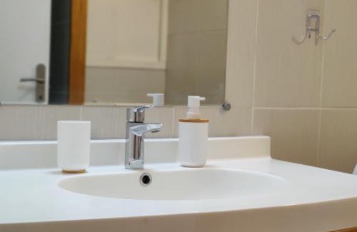 Auriol Apartment | ENTRE AIX ET MARSEILLE - Petite maison à Auriol