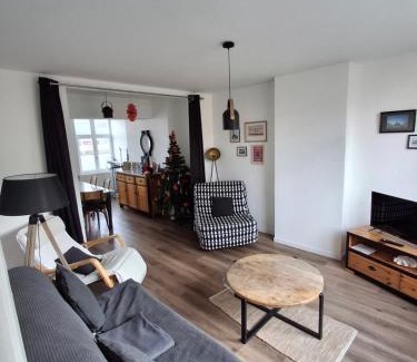 Arras Apartment | Entre les places, spacieux avec Parking Gratuit