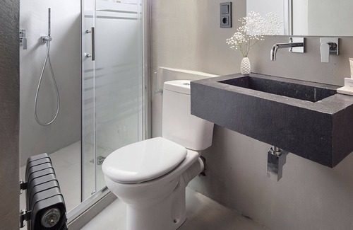 Gessa House | Era Bordeta by FeelFree Rentals