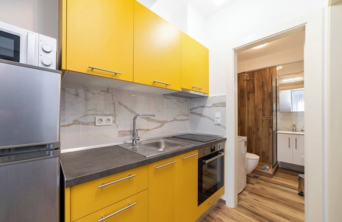 Ofrinion House | Erato Residential Complex