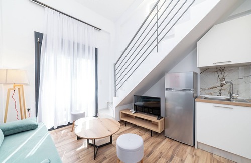 Ofrinion House | Erato Residential Complex