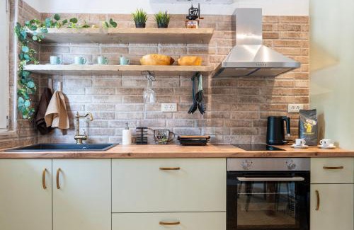 Marmari Apartment | Erika's Horse Farm Houses