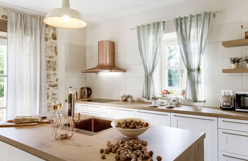 Modrusani House | Ernesta by Interhome