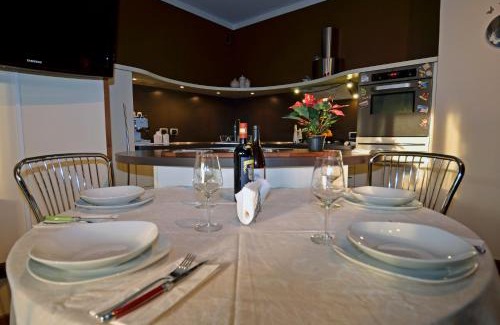 Lesa Apartment | Erno Apartment
