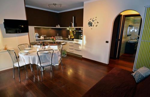 Lesa Apartment | Erno Apartment