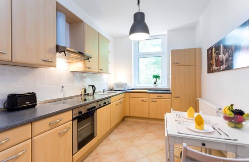 Reinickendorf Apartment | Ernststrasse Holiday Bliss
