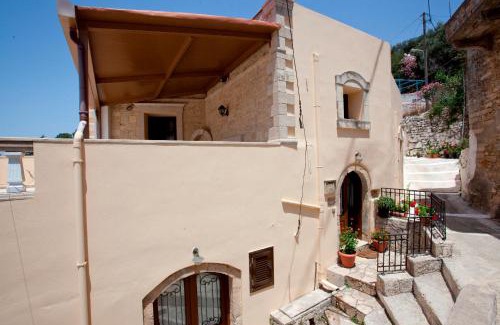 Argyroupoli Villa | Erontas