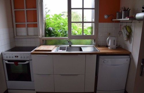 Erquy House | Erquy house quiet 2 steps from the beaches, very close to the center. Authorized animal