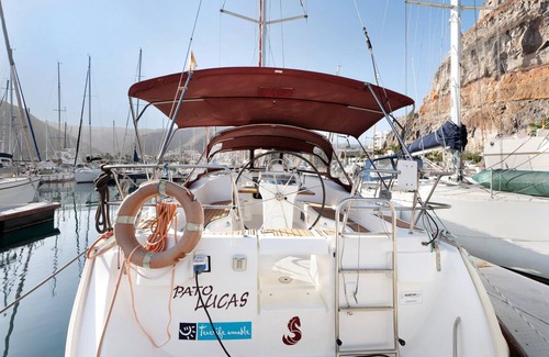 San Sebastian de la Gomera Boat Rental | 35 m² Houseboat ∙ 4 bedrooms ∙ 8 guests