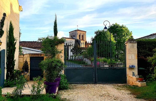 Preguillac Apartment | Escale Cosy et Bucolique à Proximité de Saintes