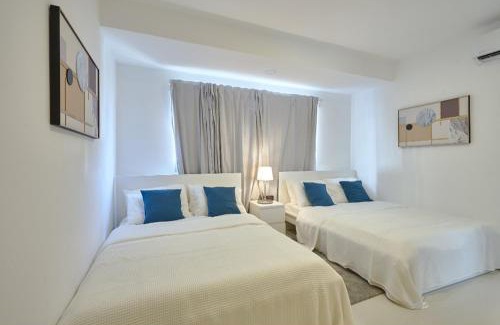 La Julia Apartment | Escape Apartments, Balcony, Pool & Gym in La Julia
