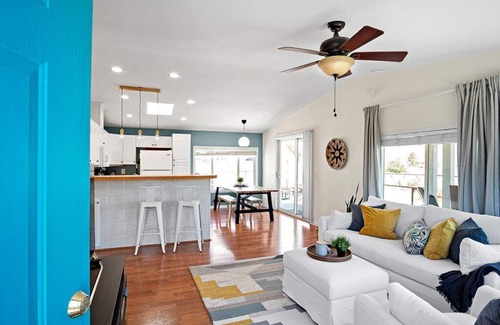 Desert Aire House | Escape on the Green