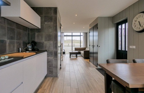 Callantsoog House | Escape the hustle and bustle and enjoy pure relaxation at Holiday home De Kleine Kaap: your home away from home