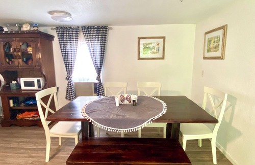 Fort White House | Escape to Nature - 2 miles from Ichetucknee park