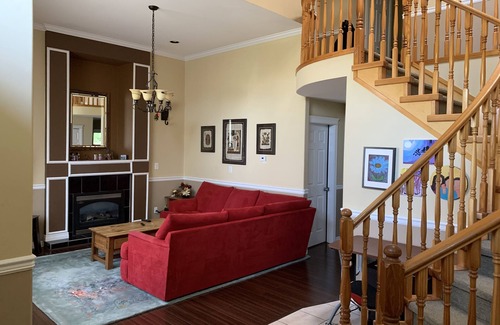 Guildford House | Escape to Suburban Serenity: Your Tranquil Retreat Just Outside the City!