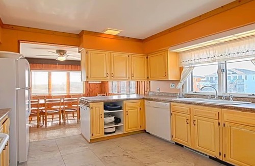 South Nags Head House | Escape to this rare oceanfront rental—two neighboring homes booked together!